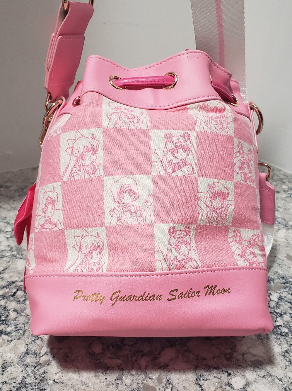 Sailor Moon Pink Checkered Bucket Crossbody Bag NWT - Picture 12 of 13